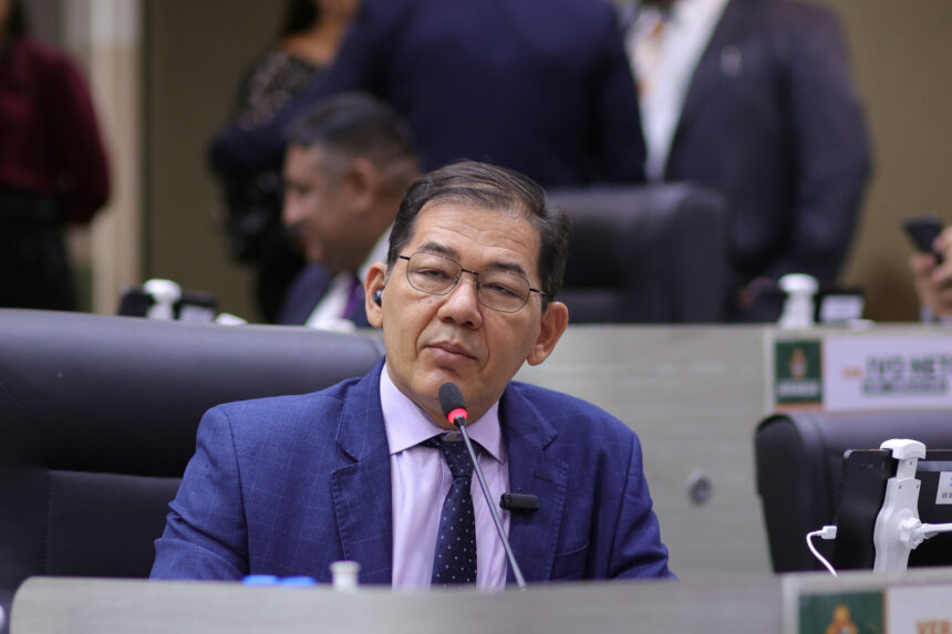 PL de Kennedy Marques que cria campanha permanente de castração de animais de rua vai à sanção