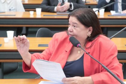 Comissão aprova criação de programa para ajudar pessoas com vício em jogos de azar